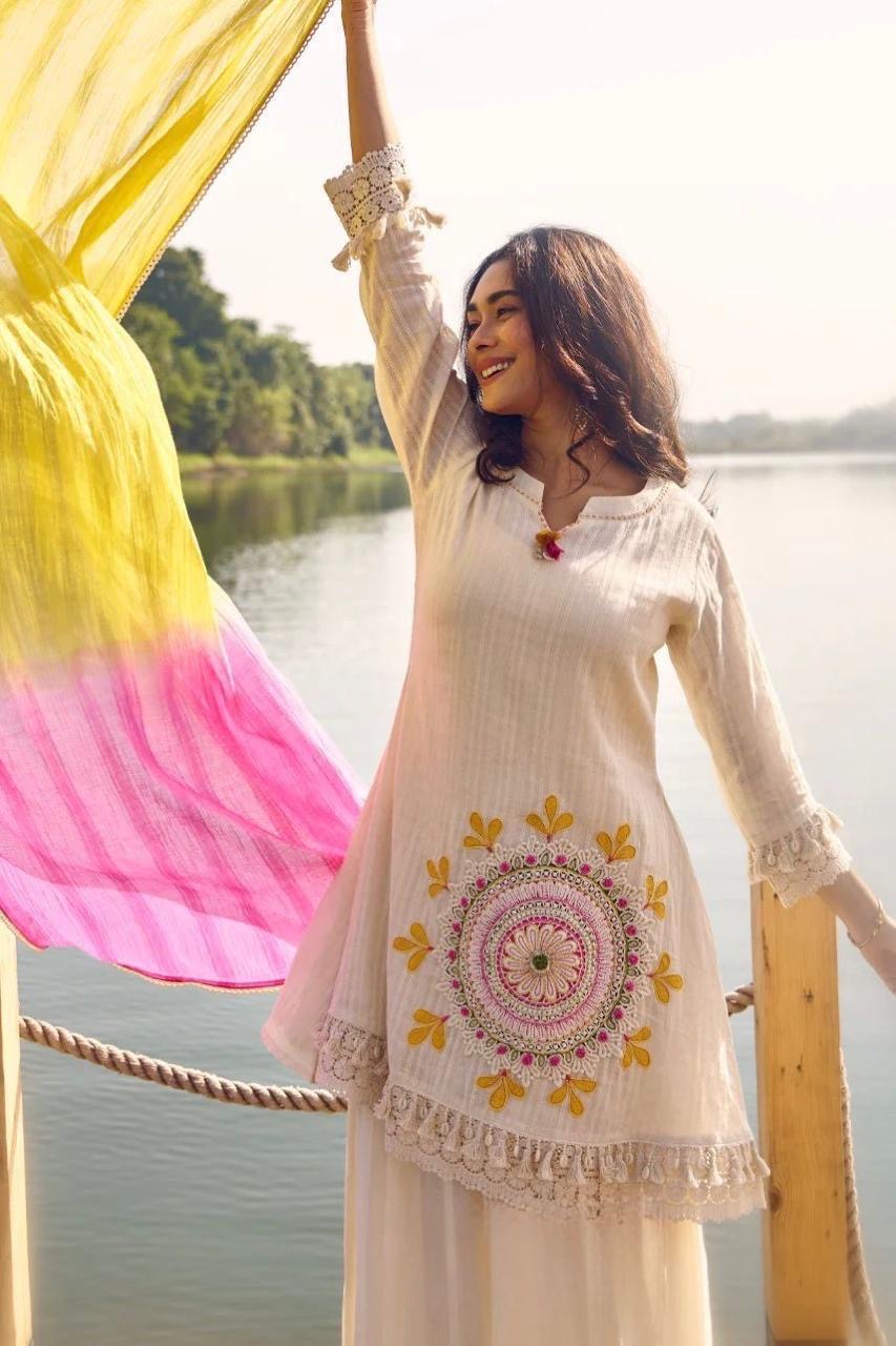 Women’s Off-White Embroidered Cotton Kurta Set with Yellow-Pink Ombre Dupatta | Lace Work | Regular Fit